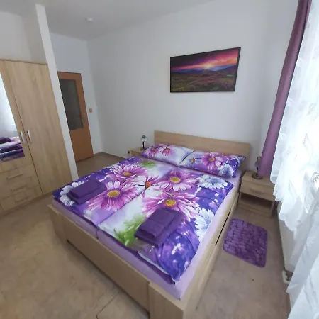 Apartmany Na Valse 221 *